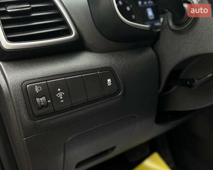 Хендай Туксон 2020 в Мукачеве на Automoto.ua Красный Хендай Туксон, объемом двигателя 2 л и пробегом 73 тыс. км за 20990 $, фото 23 на Automoto.ua