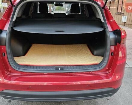 Красный Хендай Туксон, объемом двигателя 2 л и пробегом 94 тыс. км за 19500 $, фото 30 на Automoto.ua