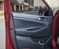 Красный Хендай Туксон, объемом двигателя 2 л и пробегом 94 тыс. км за 19500 $, фото 17 на Automoto.ua
