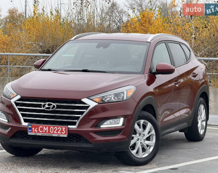 Красный Хендай Туксон, объемом двигателя 0 л и пробегом 175 тыс. км за 19900 $, фото 4 на Automoto.ua