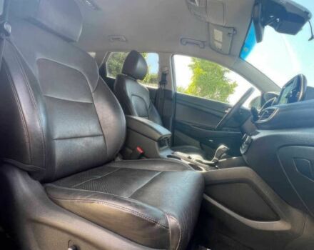 Червоний Хендай Туксон, об'ємом двигуна 2.4 л та пробігом 46 тис. км за 6400 $, фото 9 на Automoto.ua