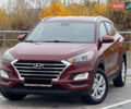 Красный Хендай Туксон, объемом двигателя 0 л и пробегом 175 тыс. км за 18900 $, фото 4 на Automoto.ua