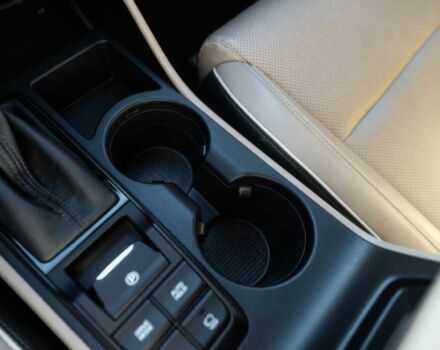 Красный Хендай Туксон, объемом двигателя 2 л и пробегом 45 тыс. км за 14000 $, фото 17 на Automoto.ua