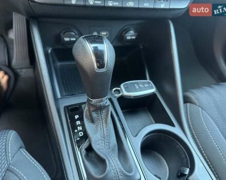 Червоний Хендай Туксон, об'ємом двигуна 2 л та пробігом 32 тис. км за 16700 $, фото 11 на Automoto.ua