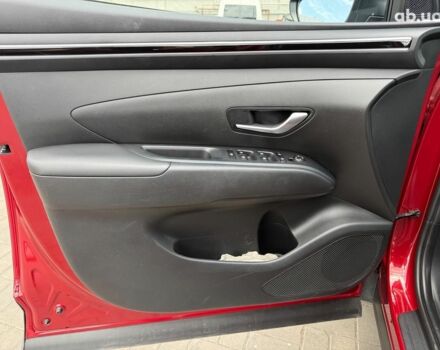 Красный Хендай Туксон, объемом двигателя 2 л и пробегом 26 тыс. км за 28990 $, фото 27 на Automoto.ua