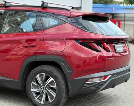 Красный Хендай Туксон, объемом двигателя 2 л и пробегом 26 тыс. км за 28990 $, фото 10 на Automoto.ua