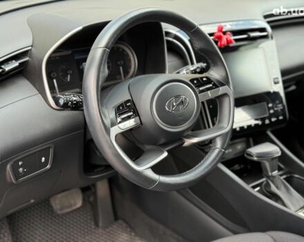 Красный Хендай Туксон, объемом двигателя 2 л и пробегом 26 тыс. км за 28990 $, фото 25 на Automoto.ua