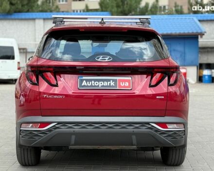 Красный Хендай Туксон, объемом двигателя 2 л и пробегом 26 тыс. км за 28990 $, фото 8 на Automoto.ua