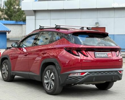 Красный Хендай Туксон, объемом двигателя 2 л и пробегом 26 тыс. км за 28990 $, фото 9 на Automoto.ua