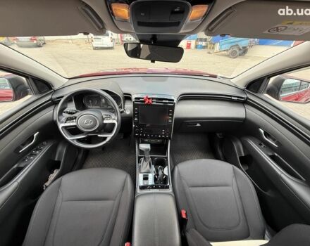 Красный Хендай Туксон, объемом двигателя 2 л и пробегом 26 тыс. км за 28990 $, фото 17 на Automoto.ua