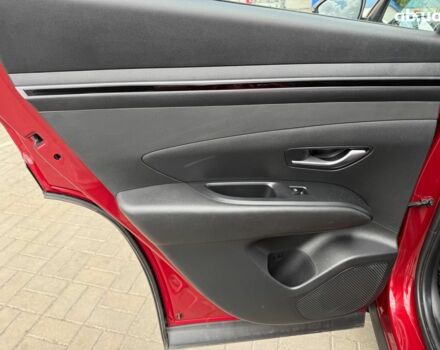 Красный Хендай Туксон, объемом двигателя 2 л и пробегом 26 тыс. км за 28990 $, фото 13 на Automoto.ua