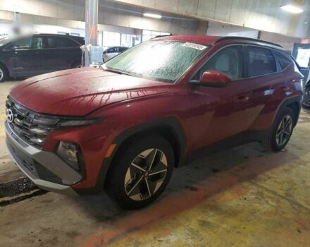 Красный Хендай Туксон, объемом двигателя 2.5 л и пробегом 8 тыс. км за 32500 $, фото 3 на Automoto.ua