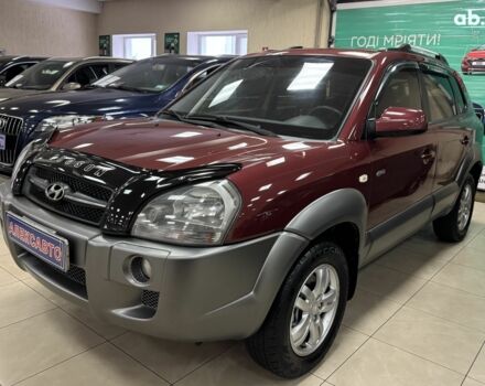 Красный Хендай Туксон, объемом двигателя 0 л и пробегом 184 тыс. км за 8000 $, фото 1 на Automoto.ua
