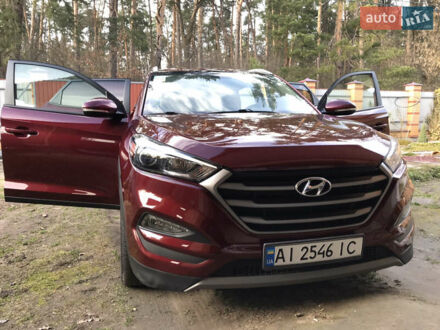 Хендай Туксон 2017 в Броварах на Automoto.ua Красный Хендай Туксон, объемом двигателя 1.6 л и пробегом 98 тыс. км за 16450 $, фото 1 на Automoto.ua