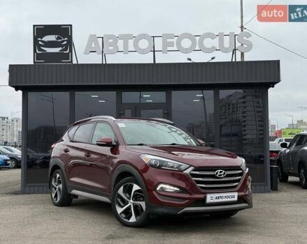 Червоний Хендай Туксон, об'ємом двигуна 1.59 л та пробігом 117 тис. км за 15890 $, фото 1 на Automoto.ua