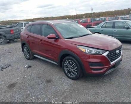 Красный Хендай Туксон, объемом двигателя 2.4 л и пробегом 12 тыс. км за 12000 $, фото 1 на Automoto.ua