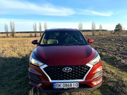 Хендай Туксон 2019 в Вараш (Кузнецовск) на Automoto.ua Красный Хендай Туксон, объемом двигателя 2 л и пробегом 130 тыс. км за 22000 $, фото 1 на Automoto.ua