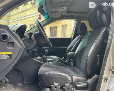 Хендай Туксон 2006 в Киеве на Automoto.ua Хендай Туксон, объемом двигателя 2 л и пробегом 239 тыс. км за 7690 $, фото 19 на Automoto.ua