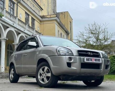 Хендай Туксон 2006 в Киеве на Automoto.ua Хендай Туксон, объемом двигателя 2 л и пробегом 239 тыс. км за 7690 $, фото 2 на Automoto.ua
