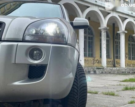 Хендай Туксон 2006 в Киеве на Automoto.ua Хендай Туксон, объемом двигателя 2 л и пробегом 239 тыс. км за 7690 $, фото 9 на Automoto.ua