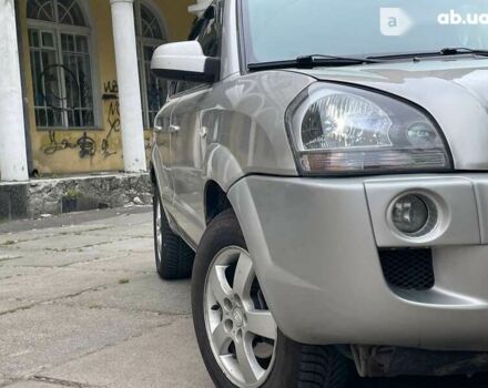 Хендай Туксон 2006 в Киеве на Automoto.ua Хендай Туксон, объемом двигателя 2 л и пробегом 239 тыс. км за 7690 $, фото 10 на Automoto.ua