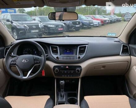 Хендай Туксон 2016 в Львове на Automoto.ua Хендай Туксон, объемом двигателя 2 л и пробегом 101 тыс. км за 16950 $, фото 9 на Automoto.ua