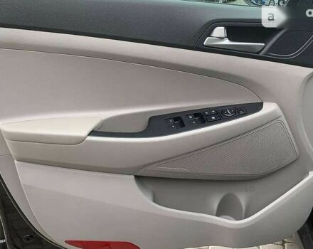 Хендай Туксон 2019 в Мукачеве на Automoto.ua Хендай Туксон, объемом двигателя 2 л и пробегом 29 тыс. км за 19800 $, фото 8 на Automoto.ua