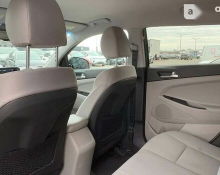 Хендай Туксон 2019 в Мукачеве на Automoto.ua Хендай Туксон, объемом двигателя 2 л и пробегом 29 тыс. км за 19800 $, фото 18 на Automoto.ua