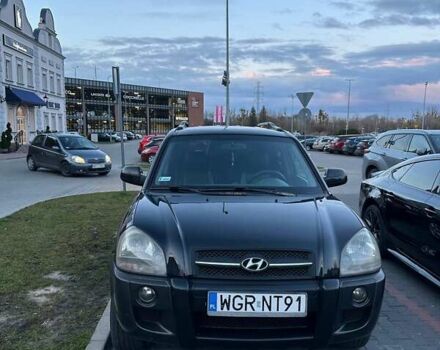 Хендай Туксон, объемом двигателя 2 л и пробегом 150 тыс. км за 5800 $, фото 7 на Automoto.ua