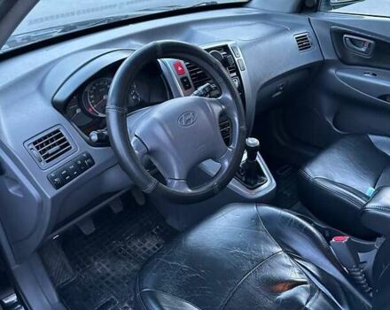 Хендай Туксон, объемом двигателя 2 л и пробегом 150 тыс. км за 5800 $, фото 8 на Automoto.ua