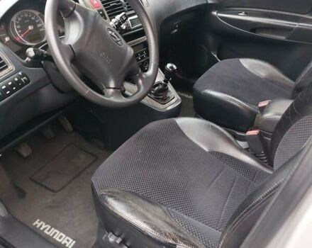 Хендай Туксон, объемом двигателя 2 л и пробегом 350 тыс. км за 8000 $, фото 5 на Automoto.ua