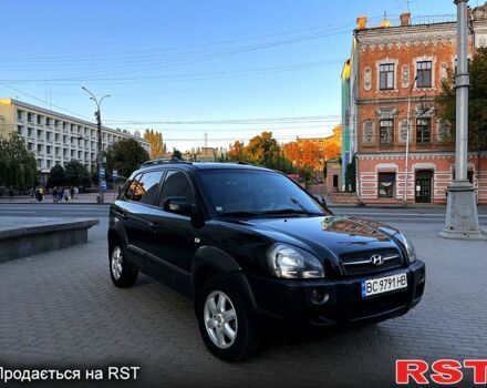 Хендай Туксон, об'ємом двигуна 2 л та пробігом 300 тис. км за 7600 $, фото 3 на Automoto.ua