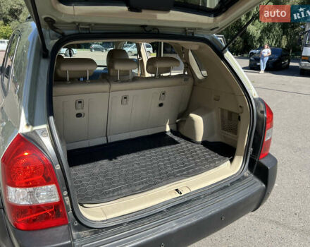 Хендай Туксон, об'ємом двигуна 2 л та пробігом 225 тис. км за 7500 $, фото 8 на Automoto.ua