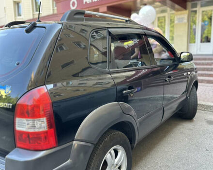 Хендай Туксон, об'ємом двигуна 0 л та пробігом 201 тис. км за 8000 $, фото 1 на Automoto.ua