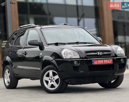 Хендай Туксон 2006 в Вознесенске на Automoto.ua Хендай Туксон, объемом двигателя 1.98 л и пробегом 228 тыс. км за 7700 $, фото 3 на Automoto.ua