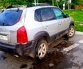 Хендай Туксон, объемом двигателя 2 л и пробегом 140 тыс. км за 5500 $, фото 2 на Automoto.ua