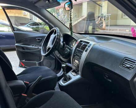 Хендай Туксон, об'ємом двигуна 0 л та пробігом 201 тис. км за 8000 $, фото 8 на Automoto.ua