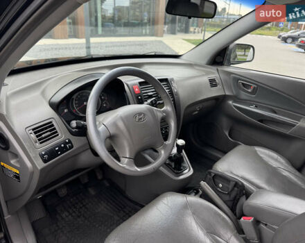 Хендай Туксон 2006 в Вознесенске на Automoto.ua Хендай Туксон, объемом двигателя 1.98 л и пробегом 228 тыс. км за 7700 $, фото 11 на Automoto.ua