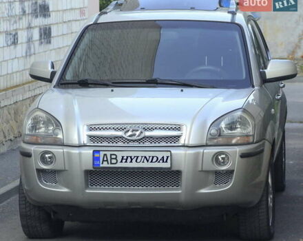 Хендай Туксон, об'ємом двигуна 1.99 л та пробігом 156 тис. км за 8888 $, фото 20 на Automoto.ua
