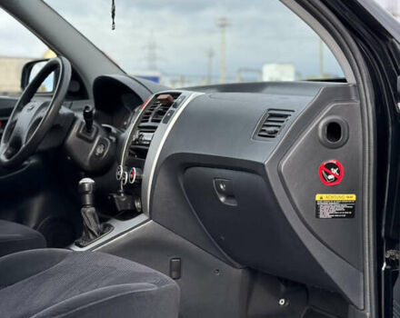 Хендай Туксон 2006 в Нововолынск на Automoto.ua Хендай Туксон, объемом двигателя 2 л и пробегом 228 тыс. км за 7500 $, фото 10 на Automoto.ua