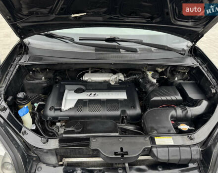 Хендай Туксон 2006 в Вознесенске на Automoto.ua Хендай Туксон, объемом двигателя 1.98 л и пробегом 228 тыс. км за 7700 $, фото 17 на Automoto.ua