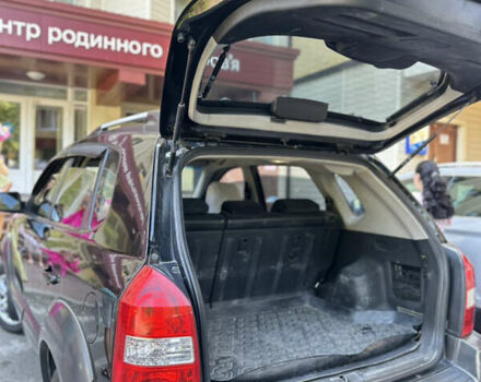 Хендай Туксон, об'ємом двигуна 0 л та пробігом 201 тис. км за 8000 $, фото 4 на Automoto.ua