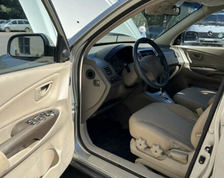 Хендай Туксон, об'ємом двигуна 2 л та пробігом 225 тис. км за 7500 $, фото 6 на Automoto.ua