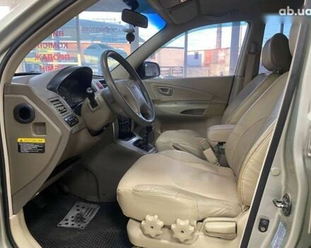Хендай Туксон, объемом двигателя 2 л и пробегом 280 тыс. км за 7490 $, фото 16 на Automoto.ua