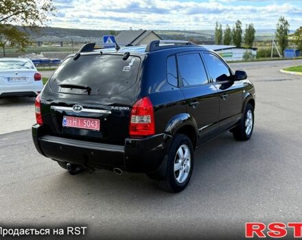 Хендай Туксон, объемом двигателя 2 л и пробегом 260 тыс. км за 7700 $, фото 4 на Automoto.ua