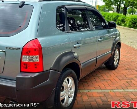 Хендай Туксон, объемом двигателя 2 л и пробегом 184 тыс. км за 7900 $, фото 2 на Automoto.ua