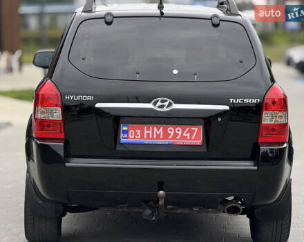 Хендай Туксон 2006 в Вознесенске на Automoto.ua Хендай Туксон, объемом двигателя 1.98 л и пробегом 228 тыс. км за 7700 $, фото 10 на Automoto.ua