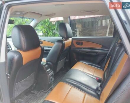 Хендай Туксон, объемом двигателя 1.98 л и пробегом 214 тыс. км за 6700 $, фото 3 на Automoto.ua