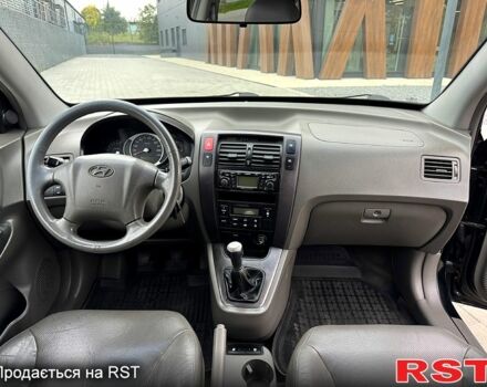 Хендай Туксон, объемом двигателя 2 л и пробегом 235 тыс. км за 7450 $, фото 8 на Automoto.ua