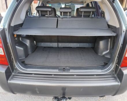 Хендай Туксон, об'ємом двигуна 2 л та пробігом 105 тис. км за 9700 $, фото 4 на Automoto.ua